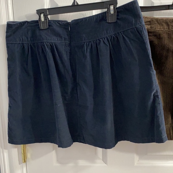 3 pairs of EUC Old Navy corduroy skirts size 10 - Picture 5 of 7